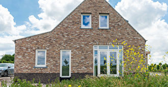 4 - Kempisch familiehuis met uitgesproken voordeur - beeld 1